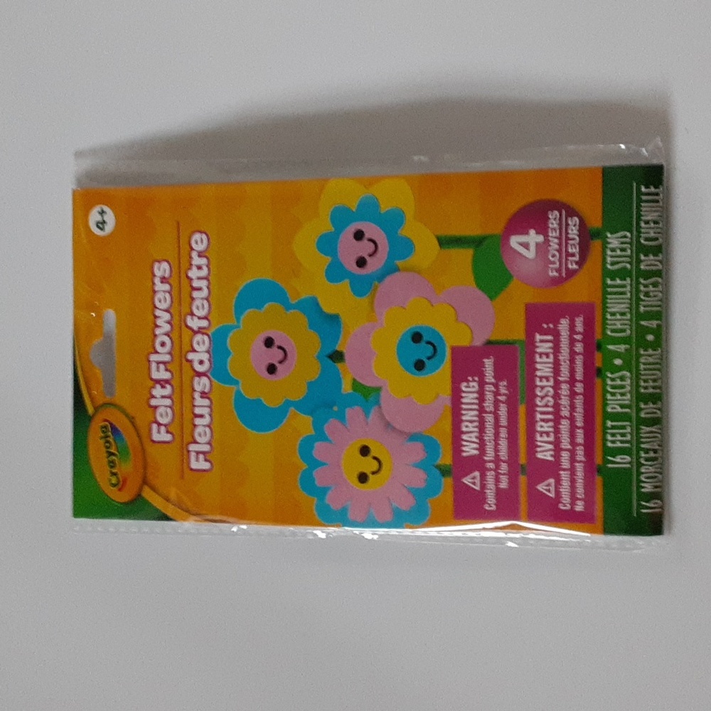 Lot of Kid's Craft and Activity Stuff - Picture 2 of 6